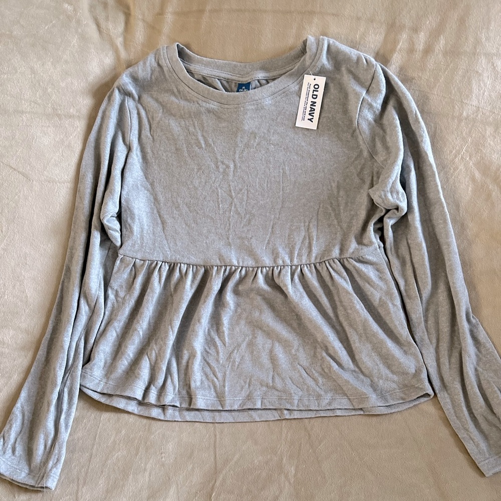 NWT Old Navy Girls gray long sleeve top (XL/14-16)